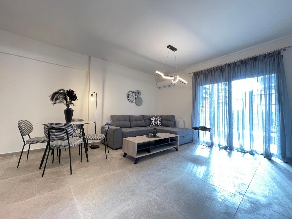 Modern Apartments Near Marina Flisvos Athen Exterior foto